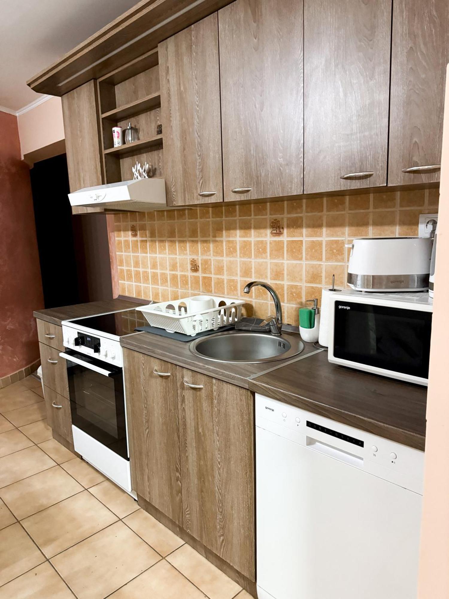 Kk Apartment Backa Topola Luaran gambar