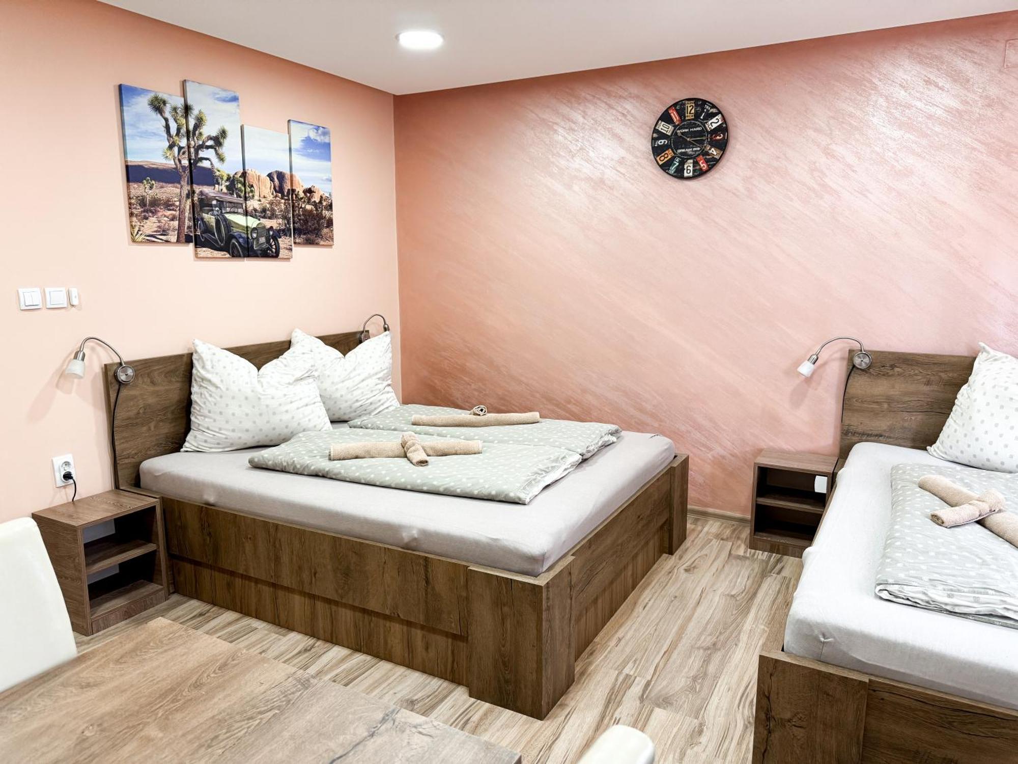 Kk Apartment Backa Topola Luaran gambar